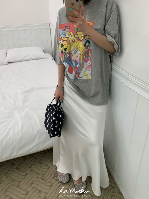 修飾緞面魚尾長裙